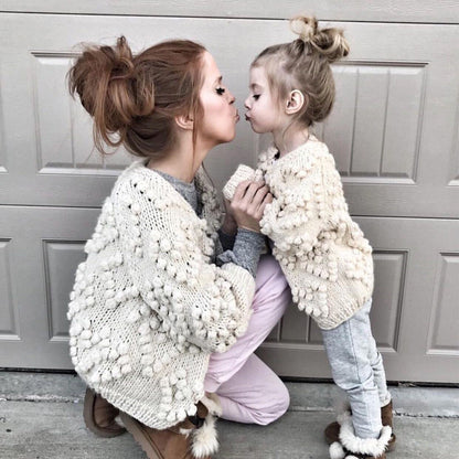 New Family Matching Mother and Daughter Handmade Sweaters Cardigan Mom Daughter Warm Sweater Outwear Coats Kintwear Outfits