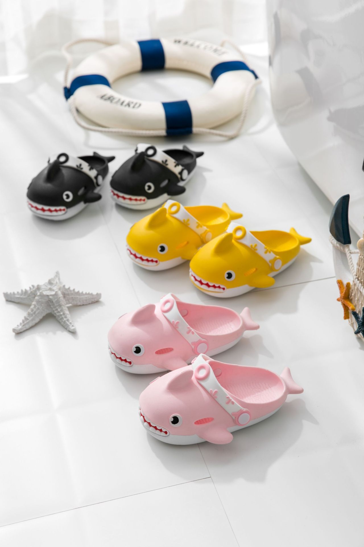 Available Men And Women Kids Kids Summer Heaven Pvc Bathroom Slippers