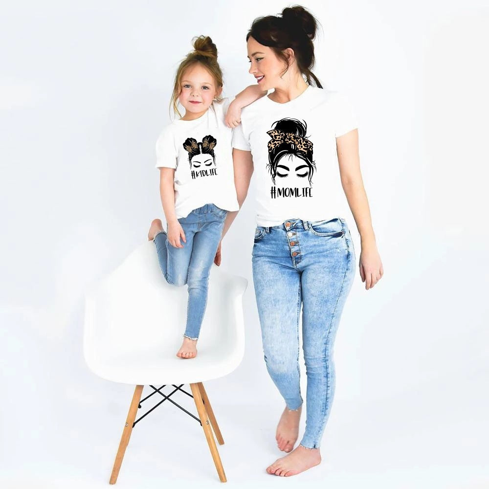 A Family Of Three Father And Daughter Cotton Print Short Sleeves